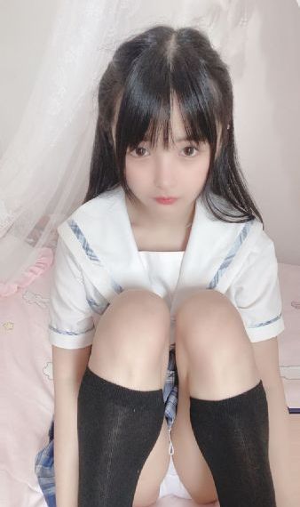 按摩室的女大学生_BD神马在线观看